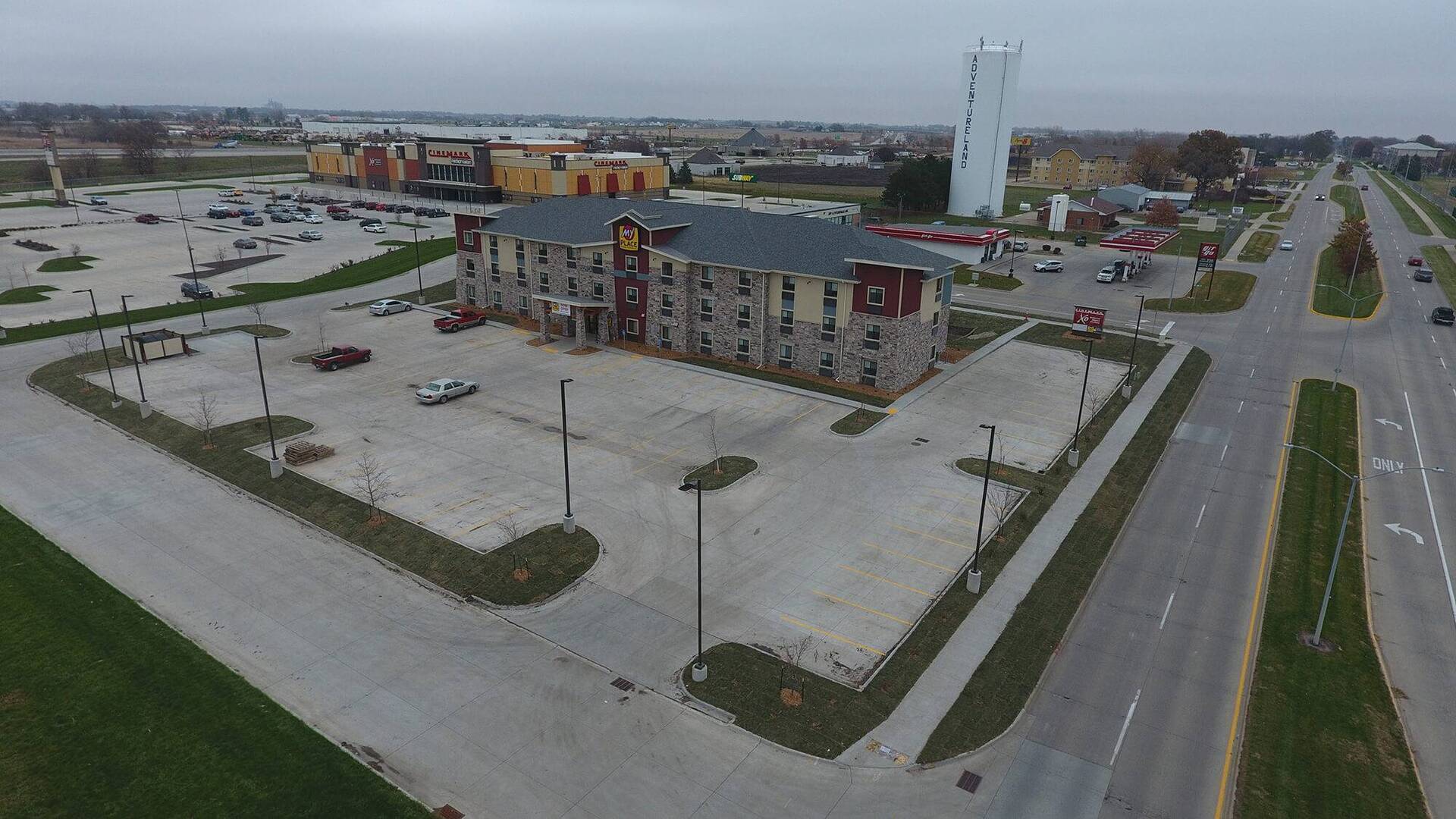 An aerial shot of My Place Hotel in Altoona, IA.